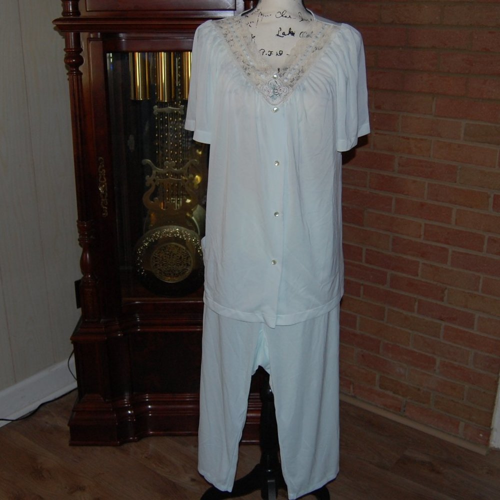 Shadowline Capri Pajamas USA